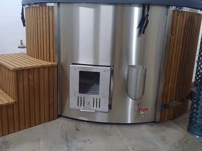 Hot Tub Ø 185–200 cm mit integriertem Ofen 2