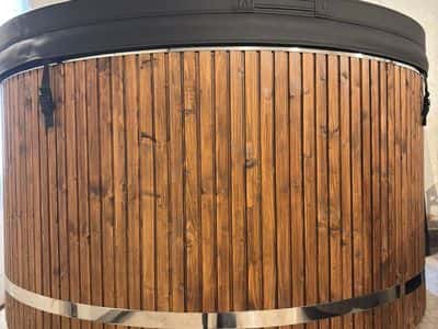 Hot Tub Ø 200–225 cm mit externem Ofen 2
