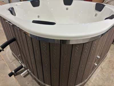 Quadratischer Hot Tub Thermoholz 220 cm 2